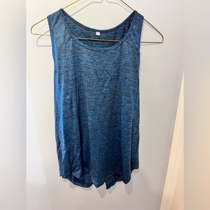 NWOT blue and black workout top sz M